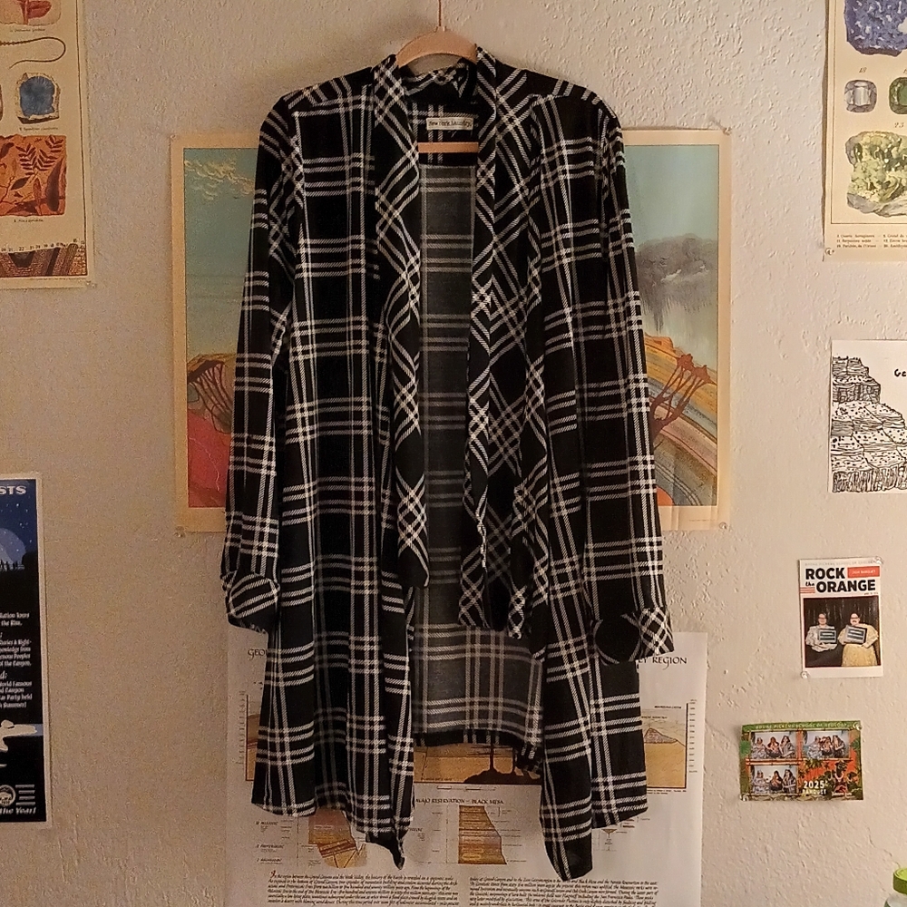 New York Laundry Black & White Plaid Cardigan 2X